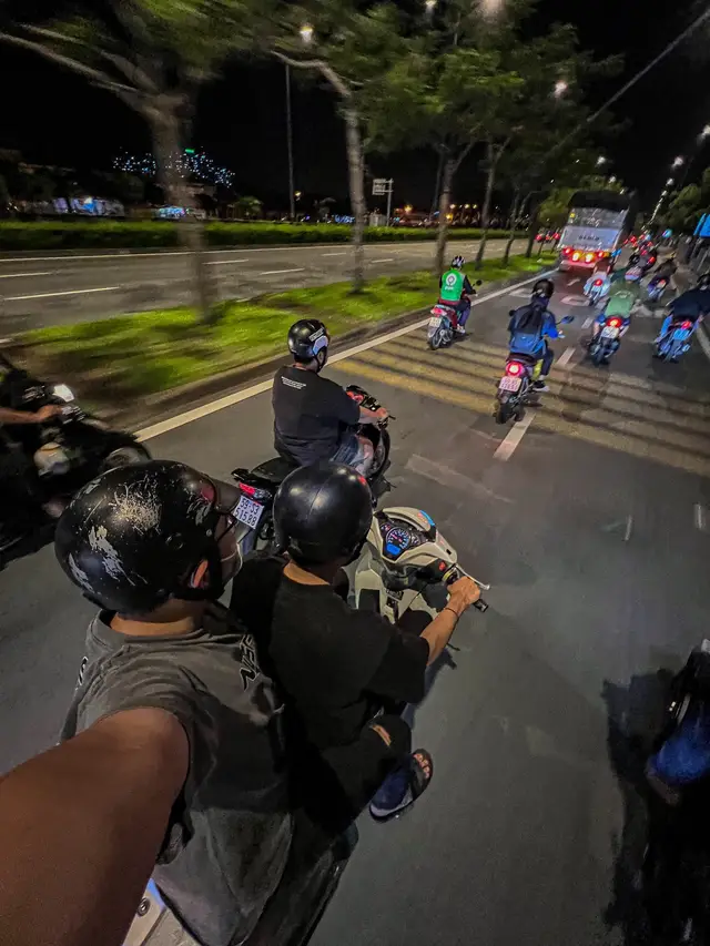 Descarcă video TikTok de la @tungquang_03