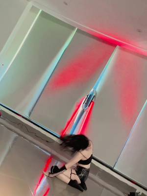 Descarcă video TikTok de la @tuongsan22