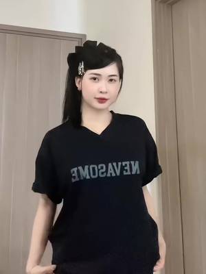 Pobierz wideo TikTok od @quynhanh_ne98