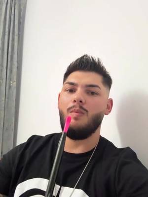 Descarcă video TikTok de la @adrianalexandru115