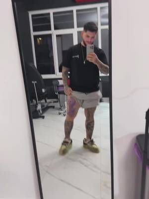 Descarcă video TikTok de la @adrianalexandru115