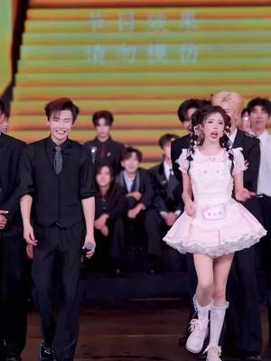 Unduh video TikTok dari @changmie_1310