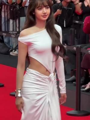 Descarcă video TikTok de la @fanaccount_lekim