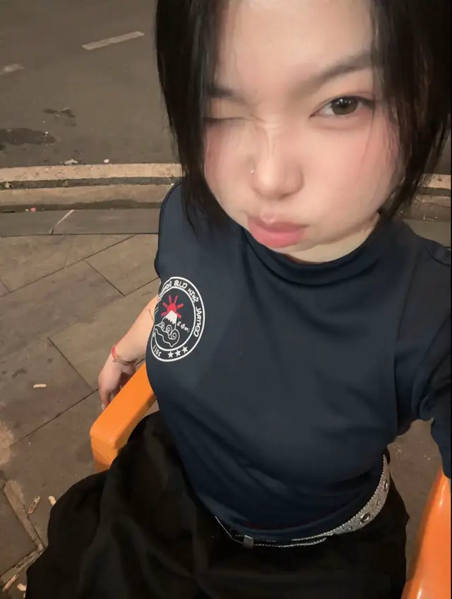 Baixar vídeo TikTok de @muoi_ngott