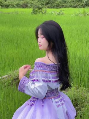 Unduh video TikTok dari @phuongdo1126