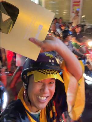 ดาวน์โหลดวิดีโอ TikTok โดย @chu3duy0305