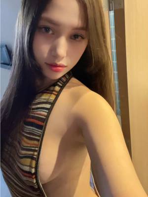 Descarcă video TikTok de la @quynanhtran._