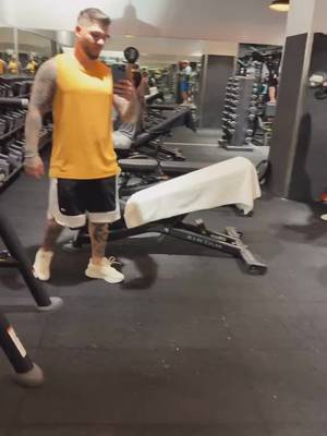 Descarcă video TikTok de la @adrianalexandru115